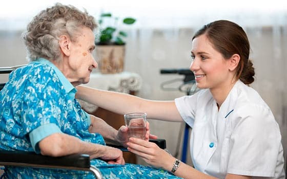auxiliar-de-enfermeria-geriatrica